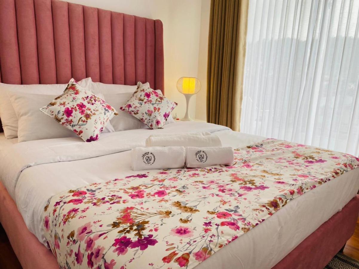 Grand Winterberry - Lake View Luxury Residence Nuwara Eliya Ngoại thất bức ảnh