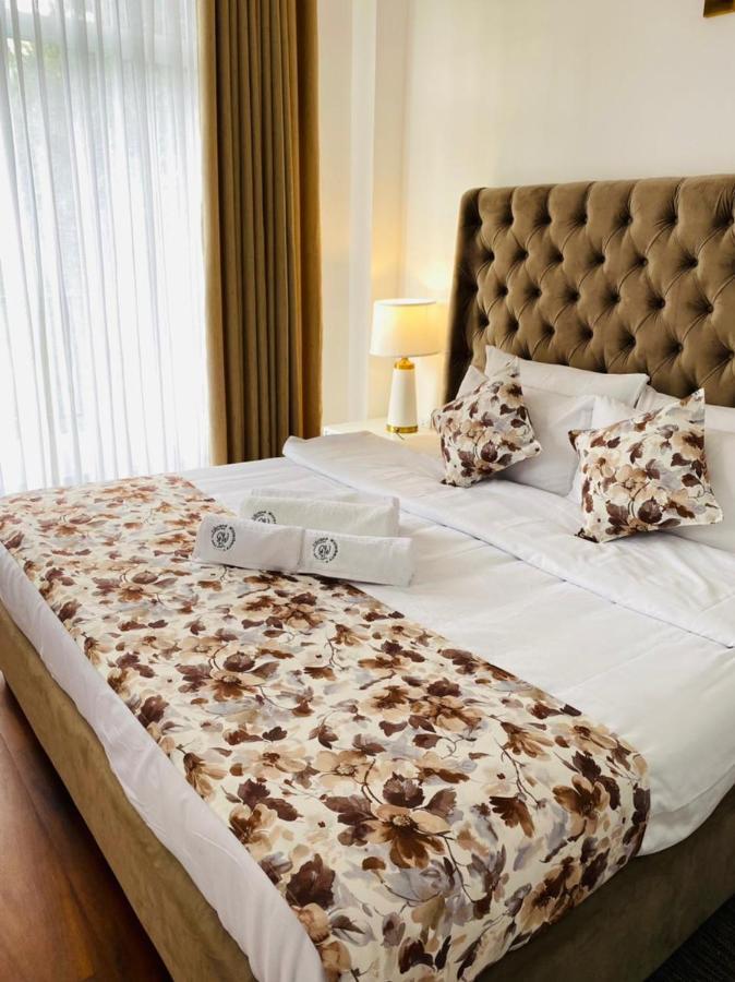 Grand Winterberry - Lake View Luxury Residence Nuwara Eliya Ngoại thất bức ảnh
