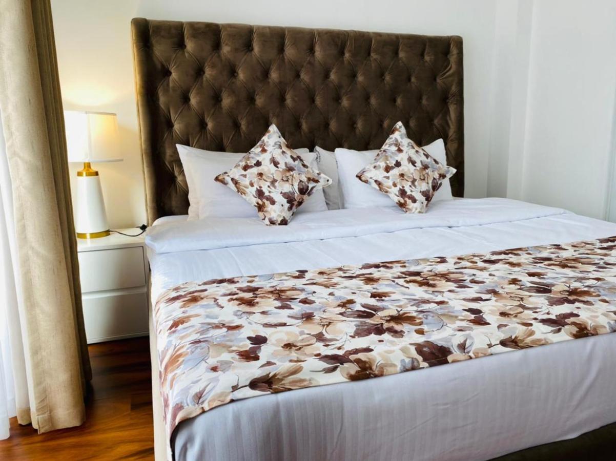 Grand Winterberry - Lake View Luxury Residence Nuwara Eliya Ngoại thất bức ảnh