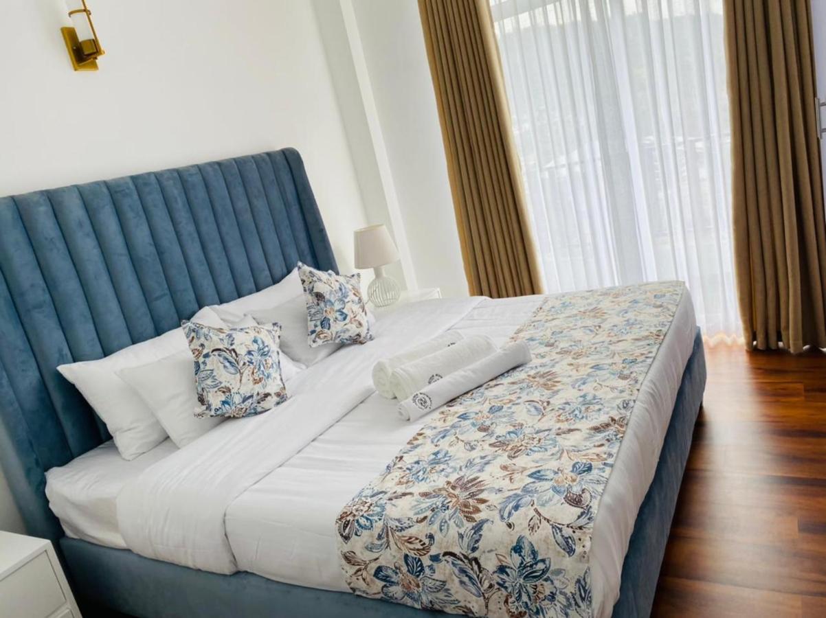 Grand Winterberry - Lake View Luxury Residence Nuwara Eliya Ngoại thất bức ảnh
